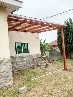 Ppergola Man Is Available and Spraying Works to Call Us Now