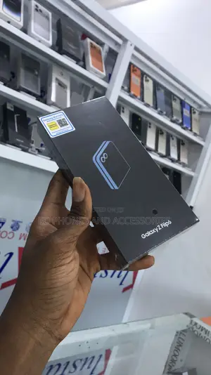 New Samsung Galaxy Z Flip6 256 GB Blue