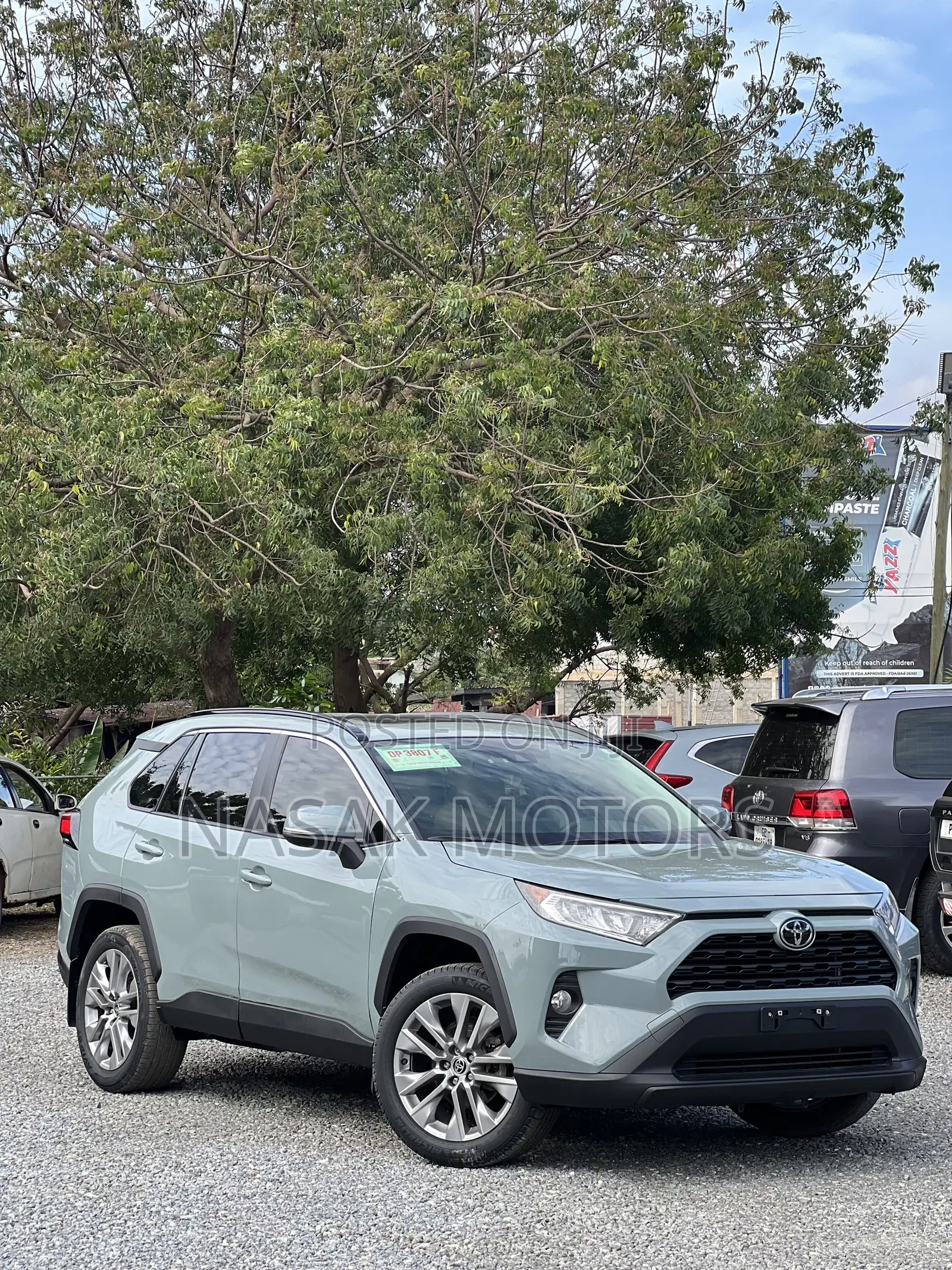 Toyota RAV4 XLE Premium 2022 Teal