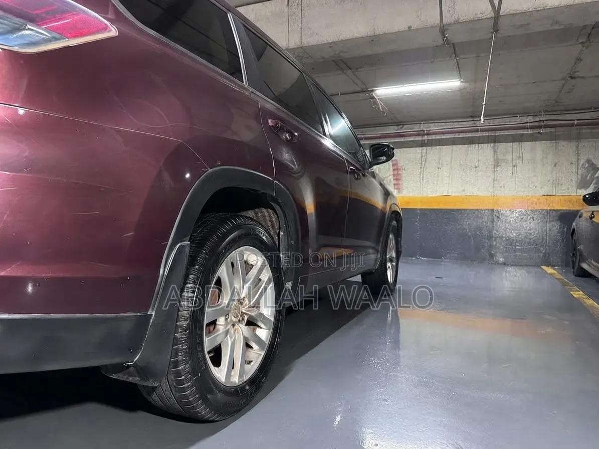 Toyota Highlander 2016 Burgundy