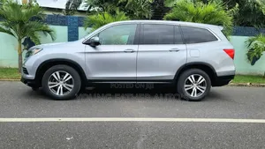 Honda Pilot EX 4dr SUV 4WD (3.5L 6cyl 5A) 2017 Gray