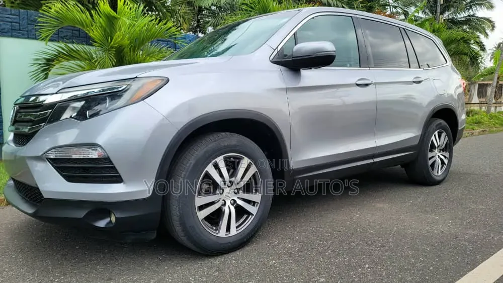 Honda Pilot EX 4dr SUV 4WD (3.5L 6cyl 5A) 2017 Gray