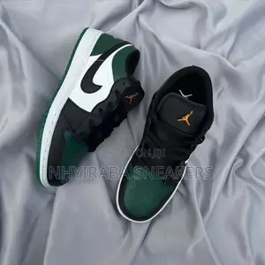 Jordan 1 Low