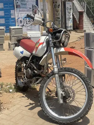 Honda 2015 Red