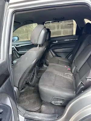 Kia Sorento LX 4dr SUV (2.4L 4cyl 6A) 2014 Silver