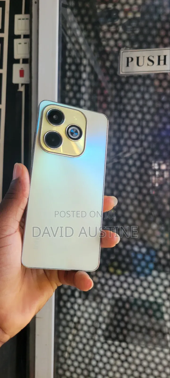 Infinix Hot 40i 128 GB Gold