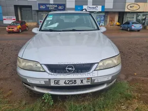 Opel Astra 1.4 2000 Silver