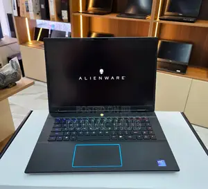 Laptop Alienware M16 R2 16GB Intel Core Ultra 7 SSD 1T