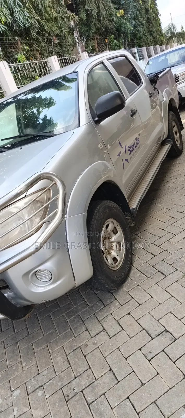Toyota Hilux 2.7 VVT-i 4X4 SRX 2011 Silver