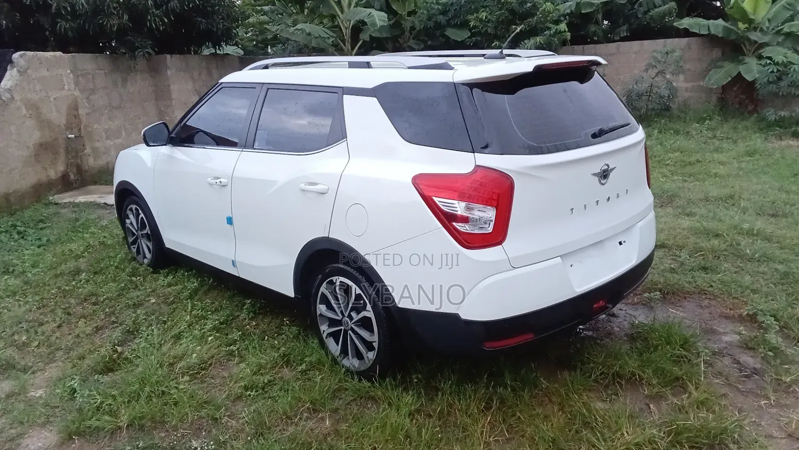 SsangYong Tivoli 2017 White