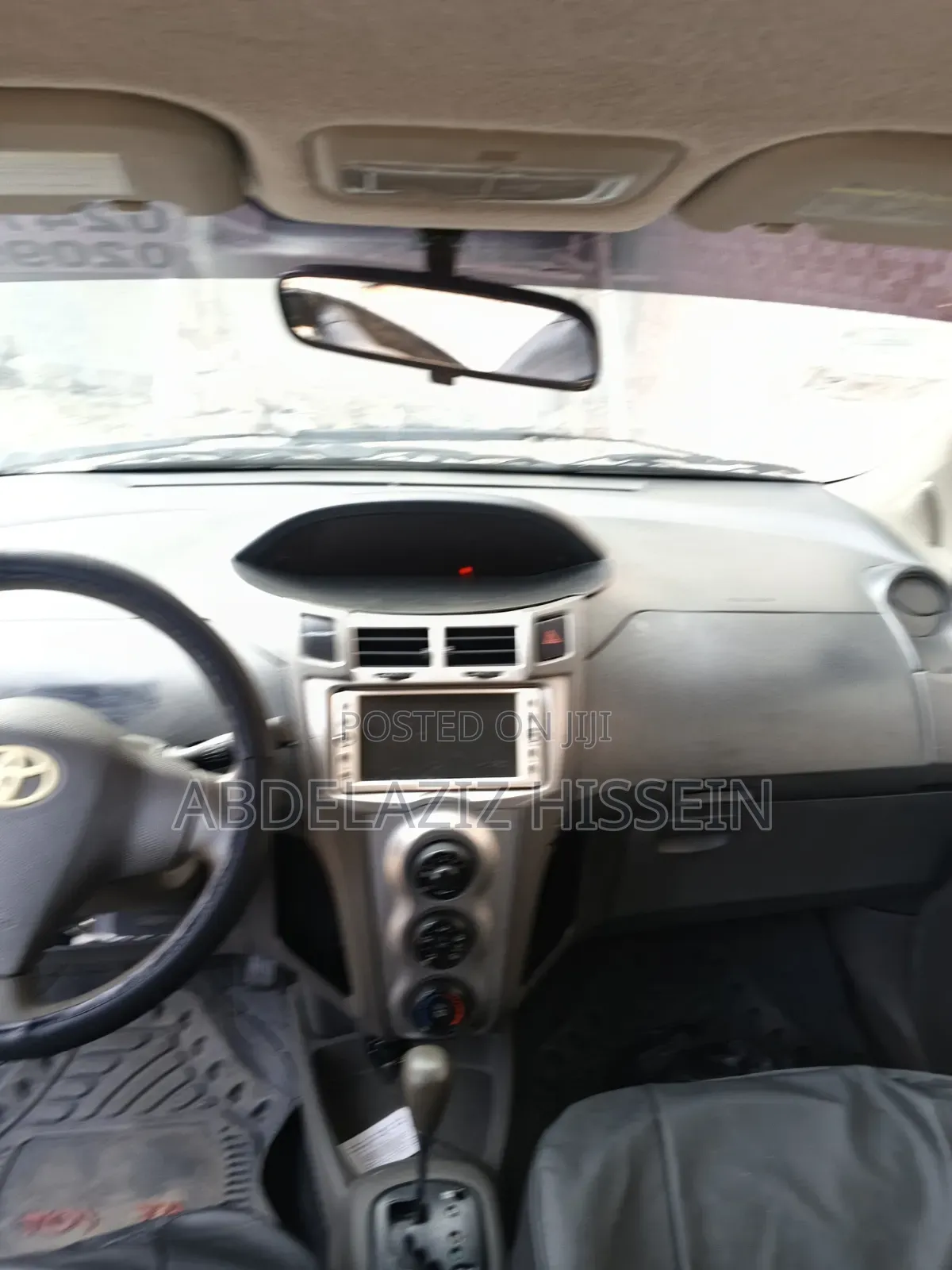 Toyota Vitz 1.3 AWD 3dr 2010 Silver