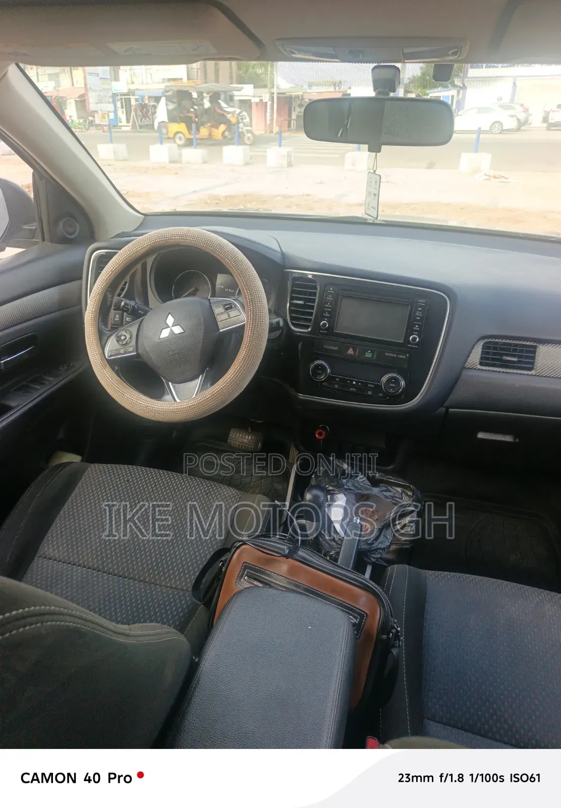 Mitsubishi Outlander 2017 Blue