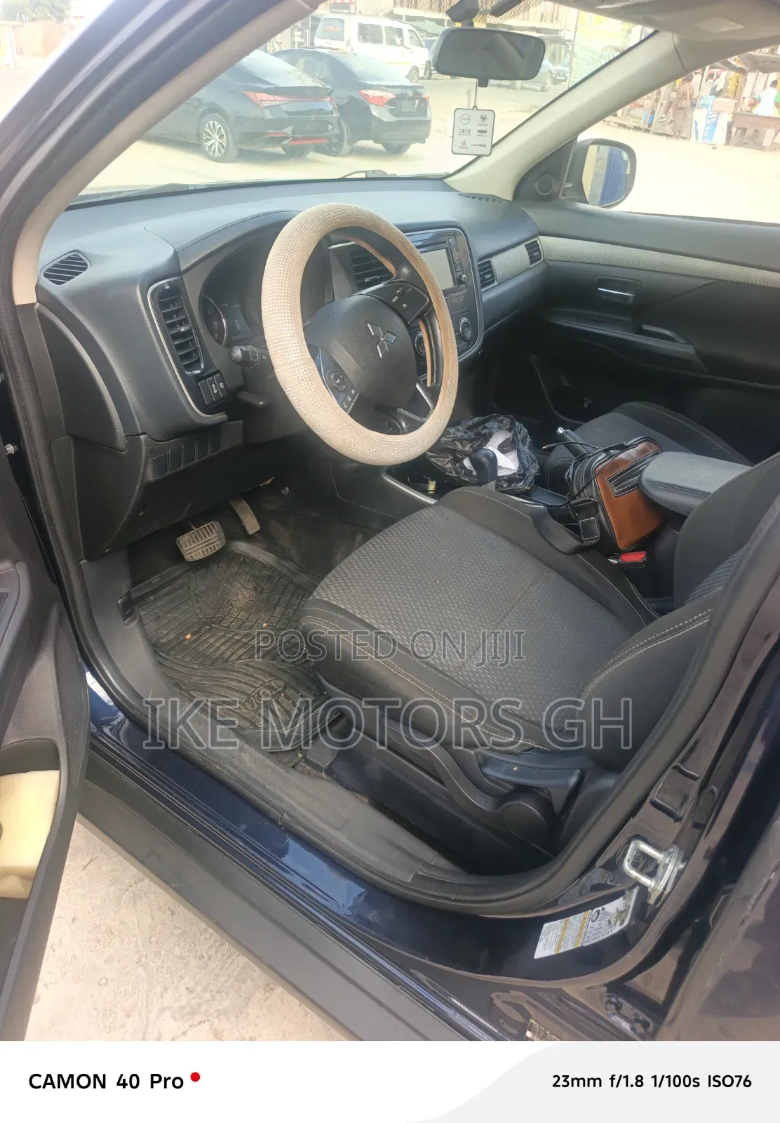 Mitsubishi Outlander 2017 Blue