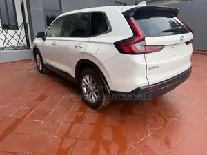 Honda CR-V 2024 White