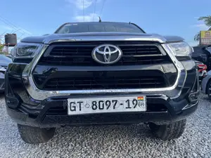 Toyota Hilux Rugged 4x4 2019 Black