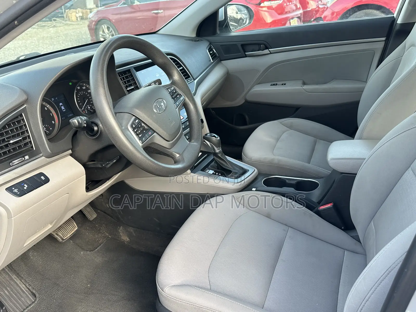 Hyundai Elantra 2017 Silver