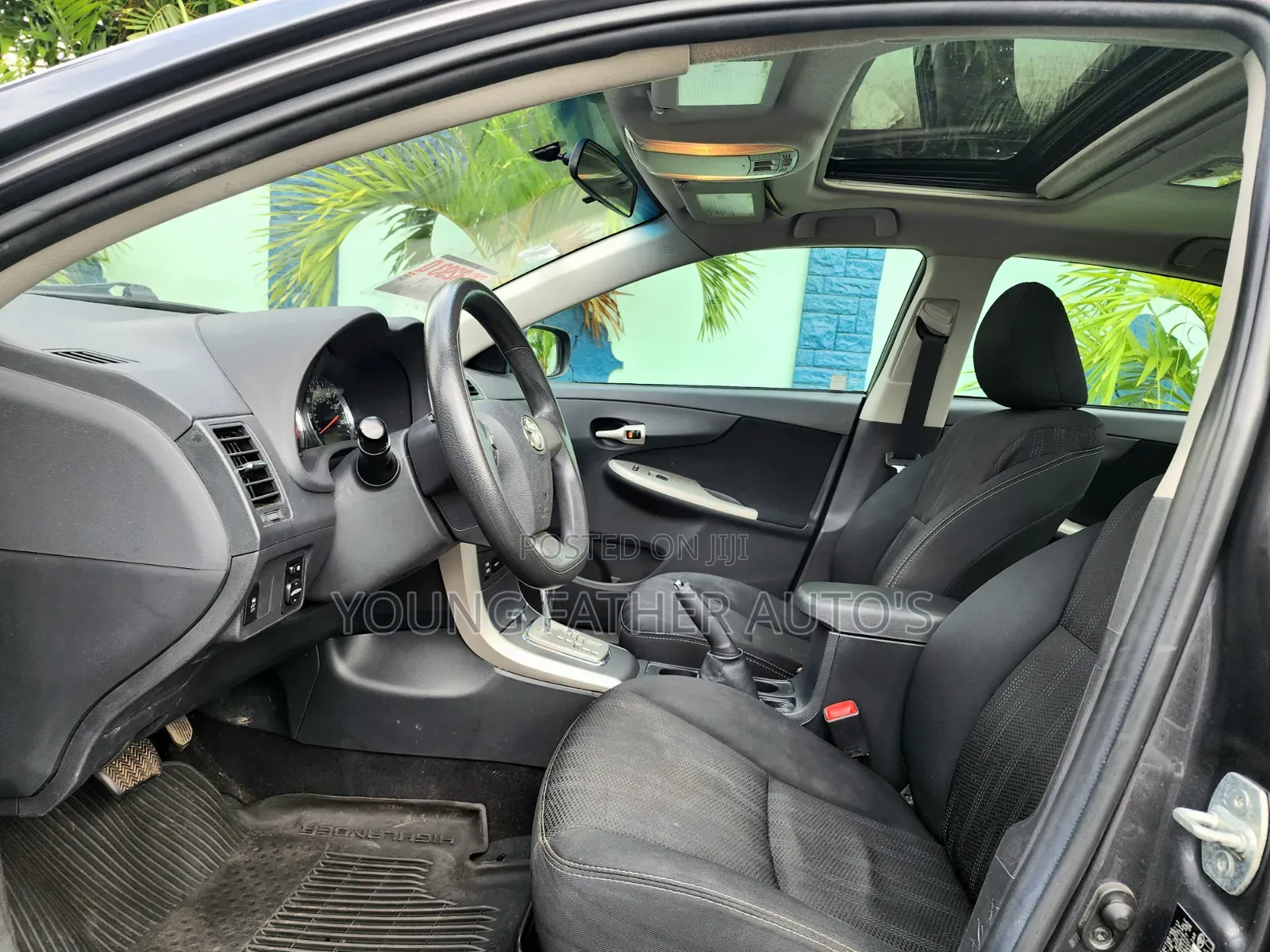 Toyota Corolla S Special Edition 4dr Sedan (1.8L 4cyl 4A) 2013 Gray