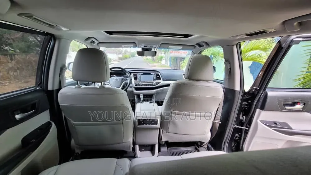 Toyota Highlander XLE 2019 Black