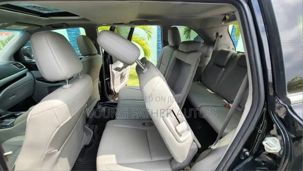 Toyota Highlander XLE 2019 Black