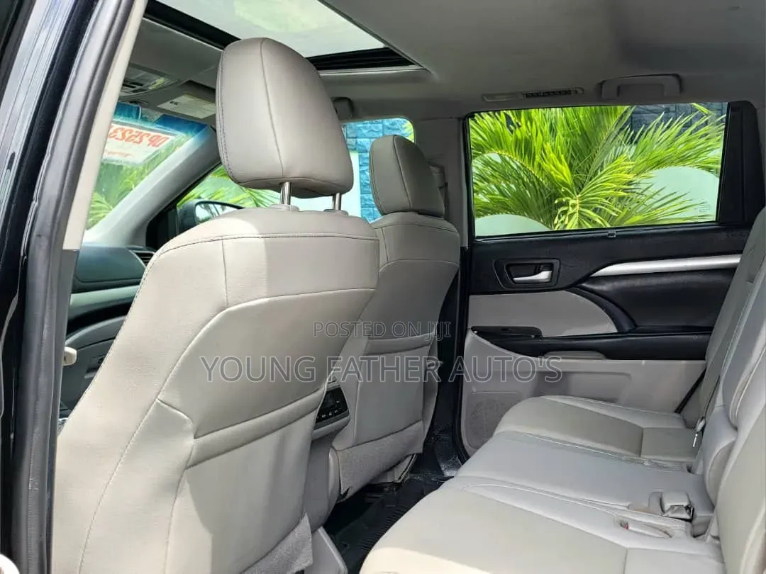 Toyota Highlander XLE 2019 Black