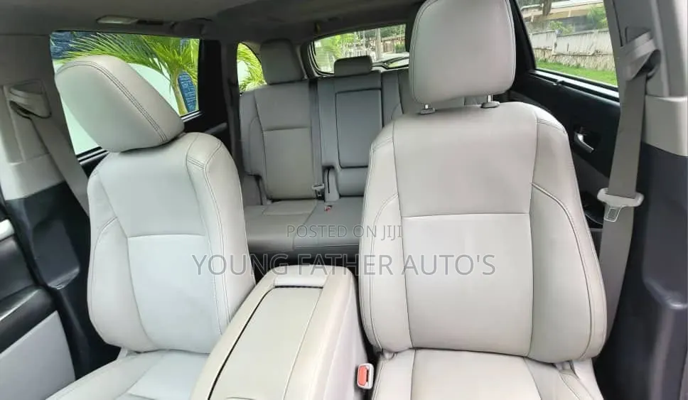 Toyota Highlander XLE 2019 Black