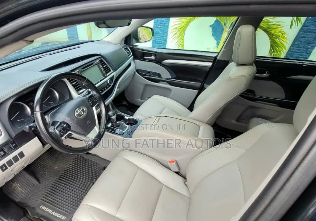 Toyota Highlander XLE 2019 Black