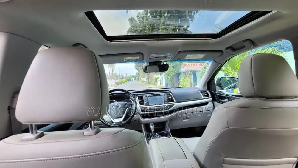 Toyota Highlander XLE 2019 Black