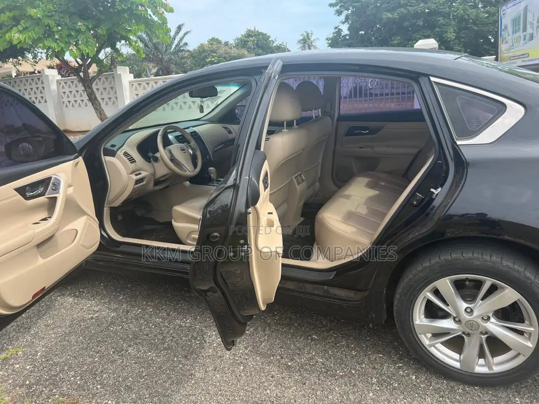 Nissan Altima 2014 Black