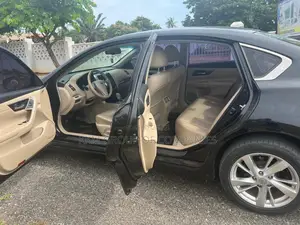 Nissan Altima 2014 Black