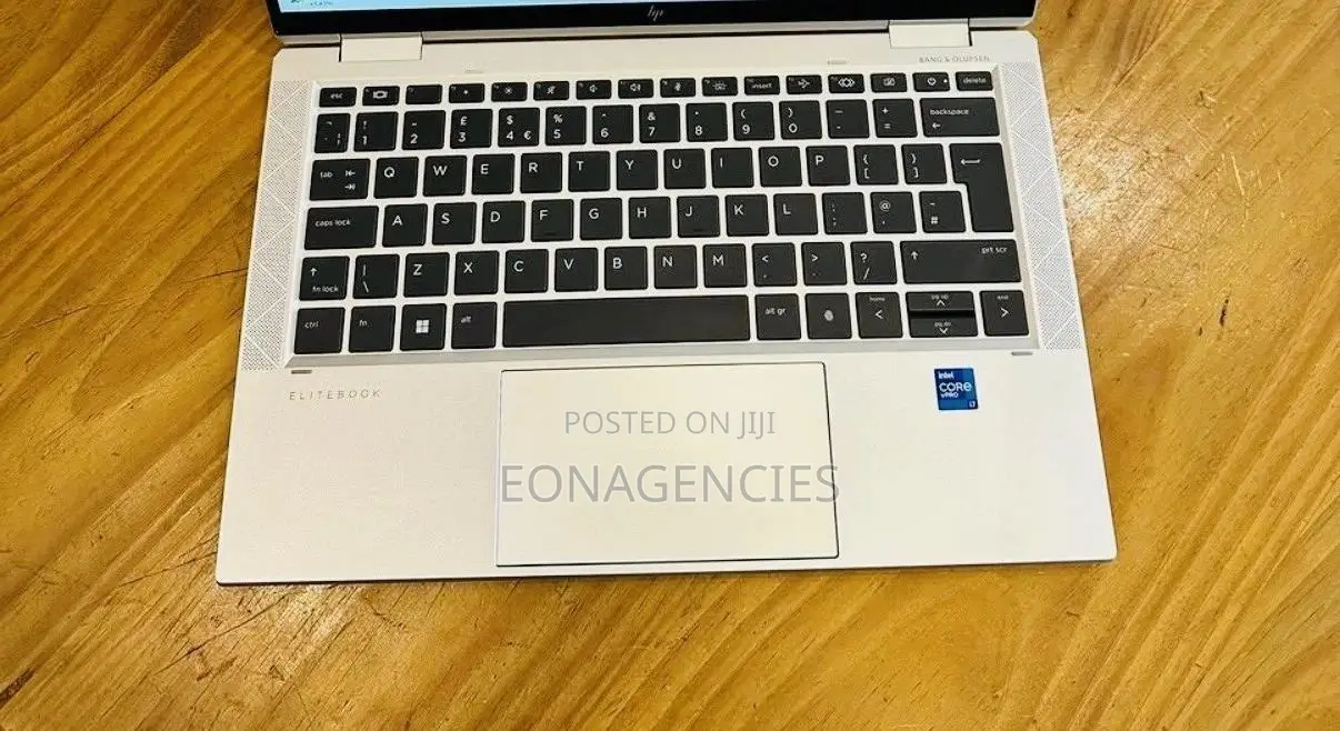 New Laptop HP EliteBook x360 1030 G8 16GB Intel Core i7 SSD 512GB
