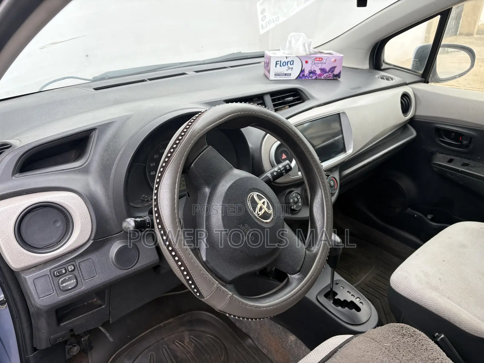 Toyota Vitz 2012 Blue