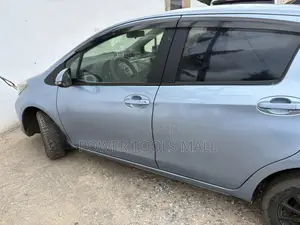 Toyota Vitz 2012 Blue
