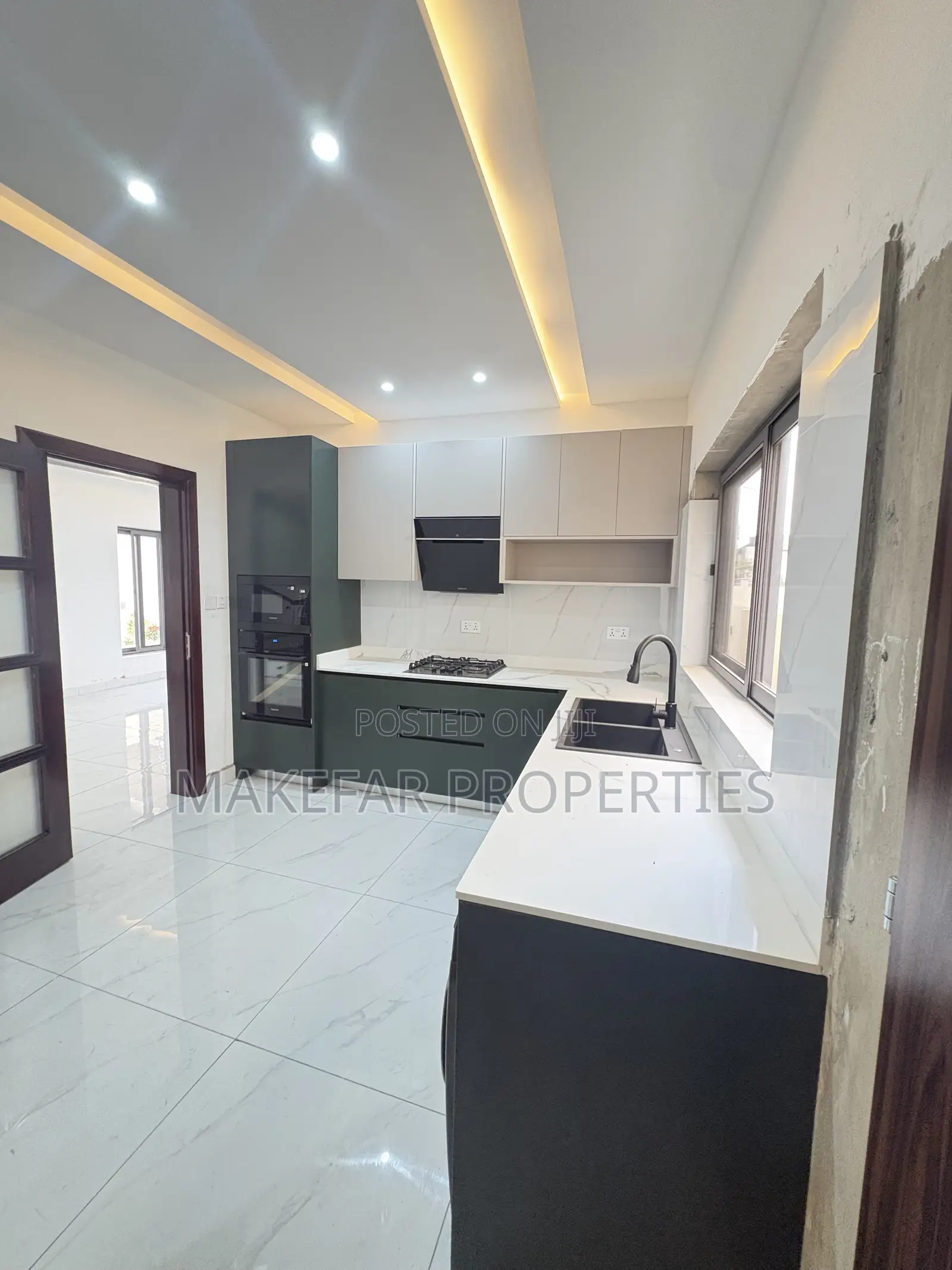 4bdrm House in East Legon for sale