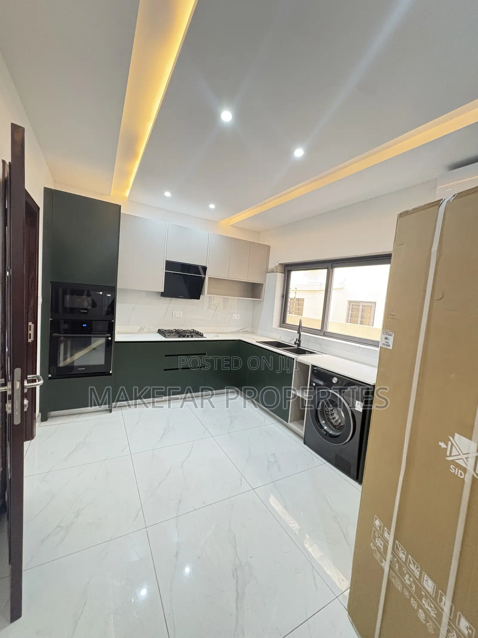 4bdrm House in East Legon for sale
