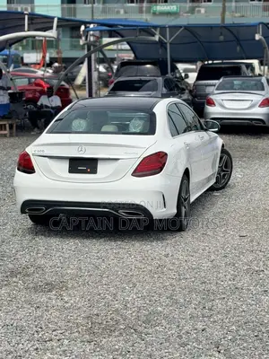 Mercedes-Benz C300 2020 White