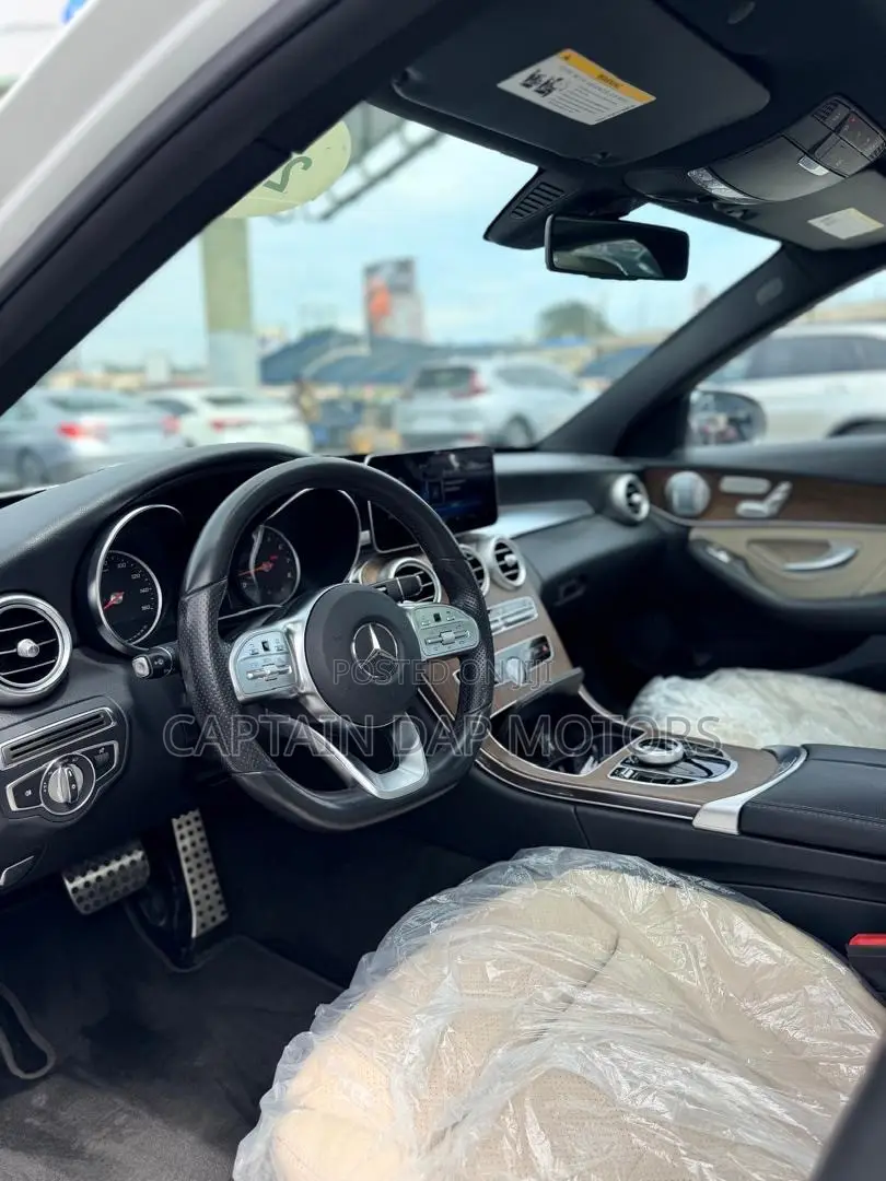 Mercedes-Benz C300 2020 White