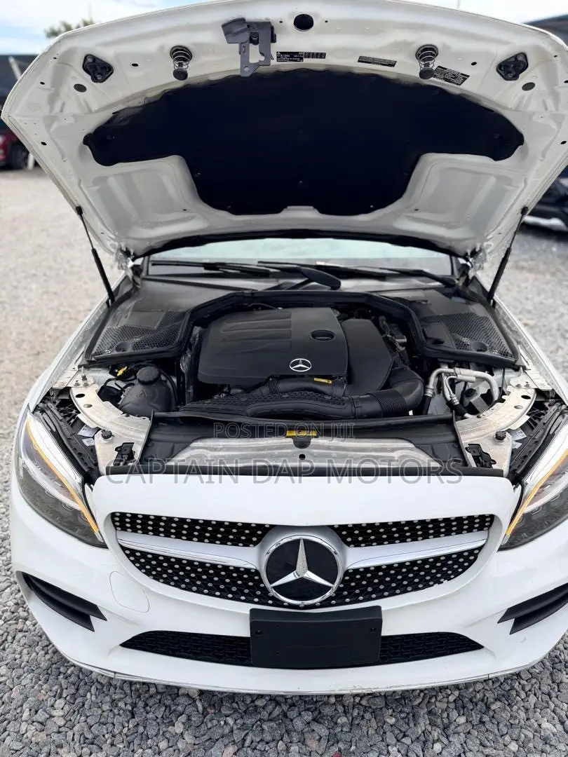 Mercedes-Benz C300 2020 White