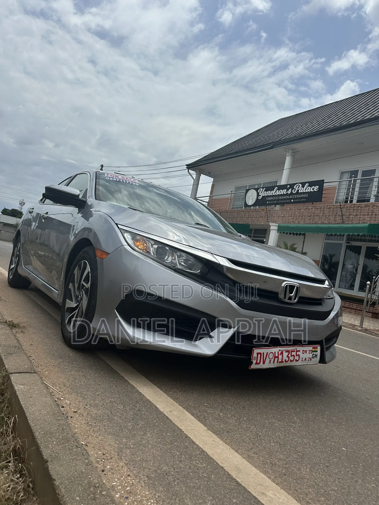 Honda Civic EX Sedan 2018 Silver