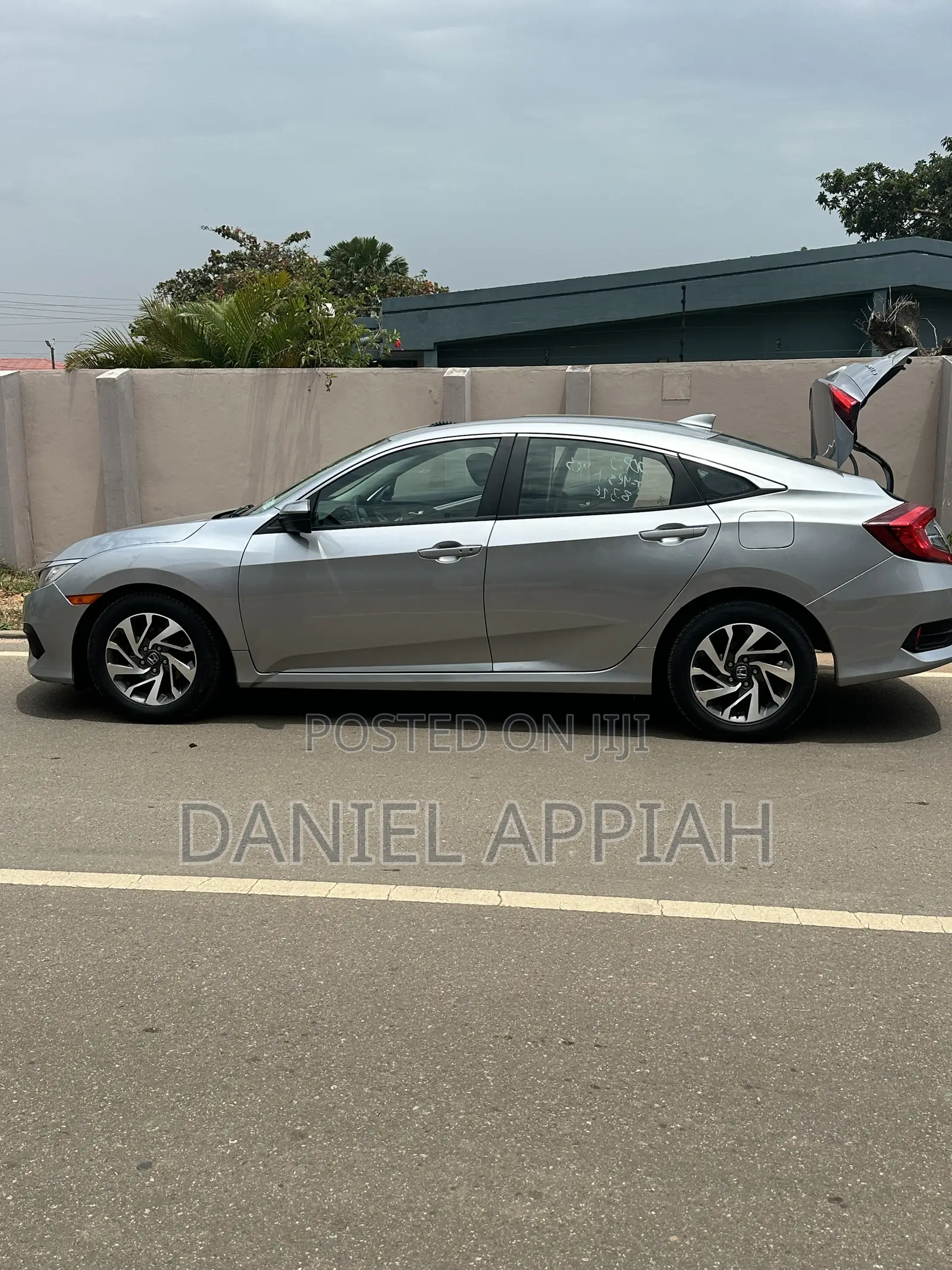 Honda Civic EX Sedan 2018 Silver