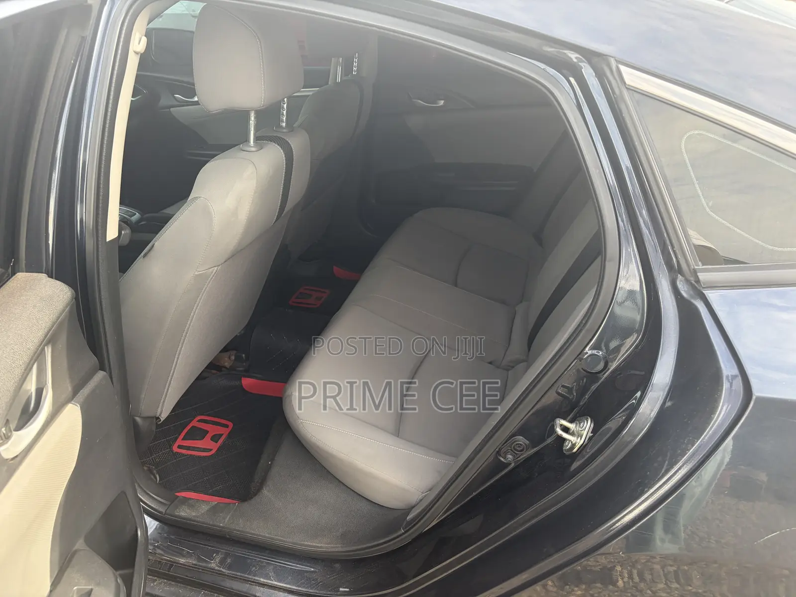 Honda Civic 2018 Gray