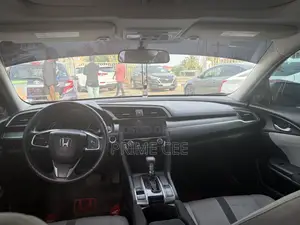 Honda Civic 2018 Gray