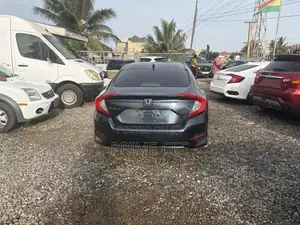 Honda Civic 2018 Gray