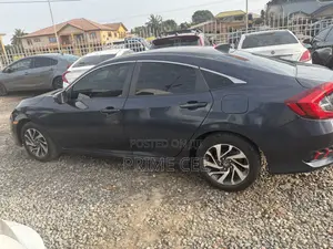 Honda Civic 2018 Gray