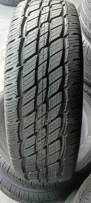 225 65 17 Tyres