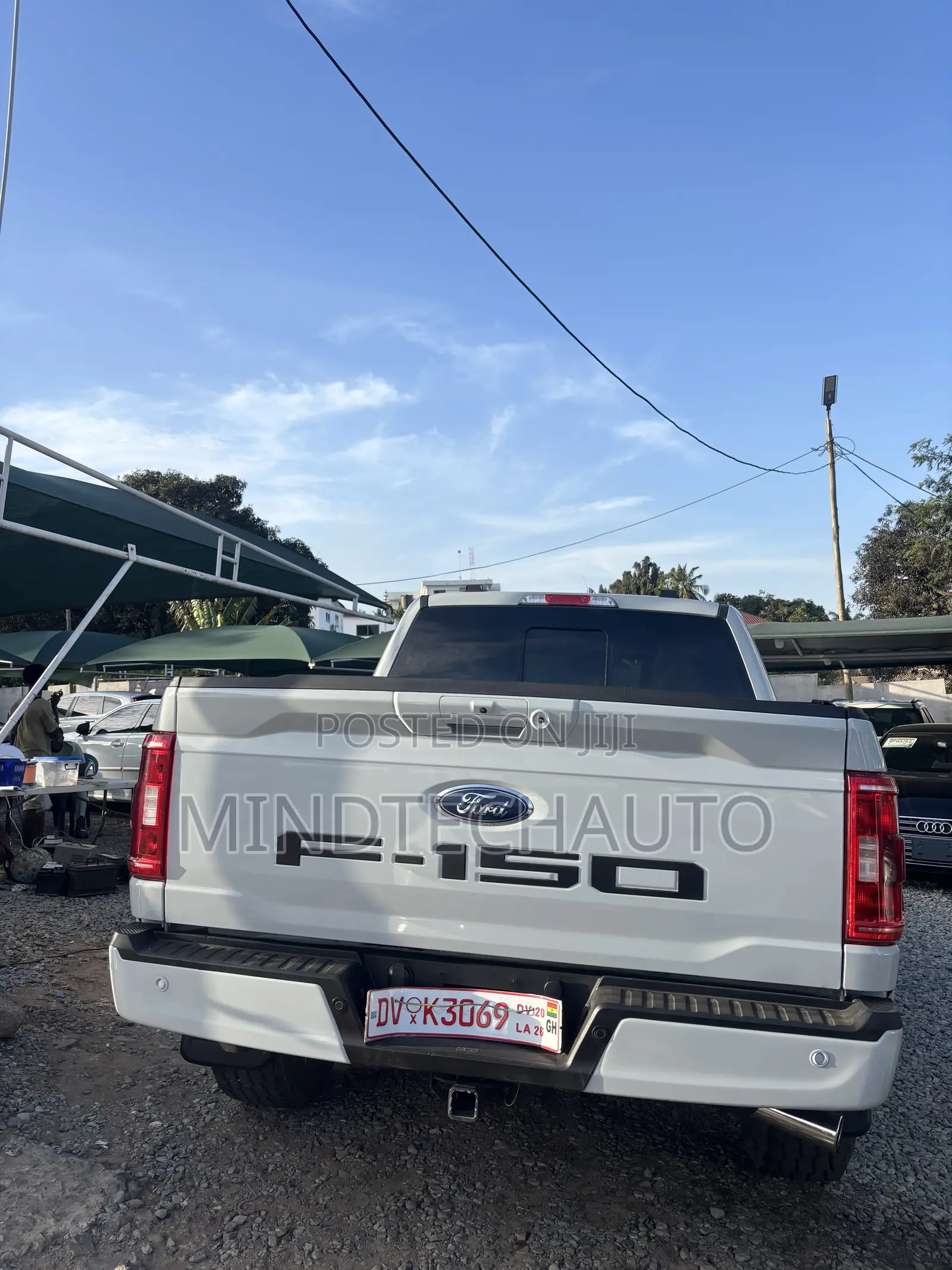 Ford F-150 XLT 2023 Silver