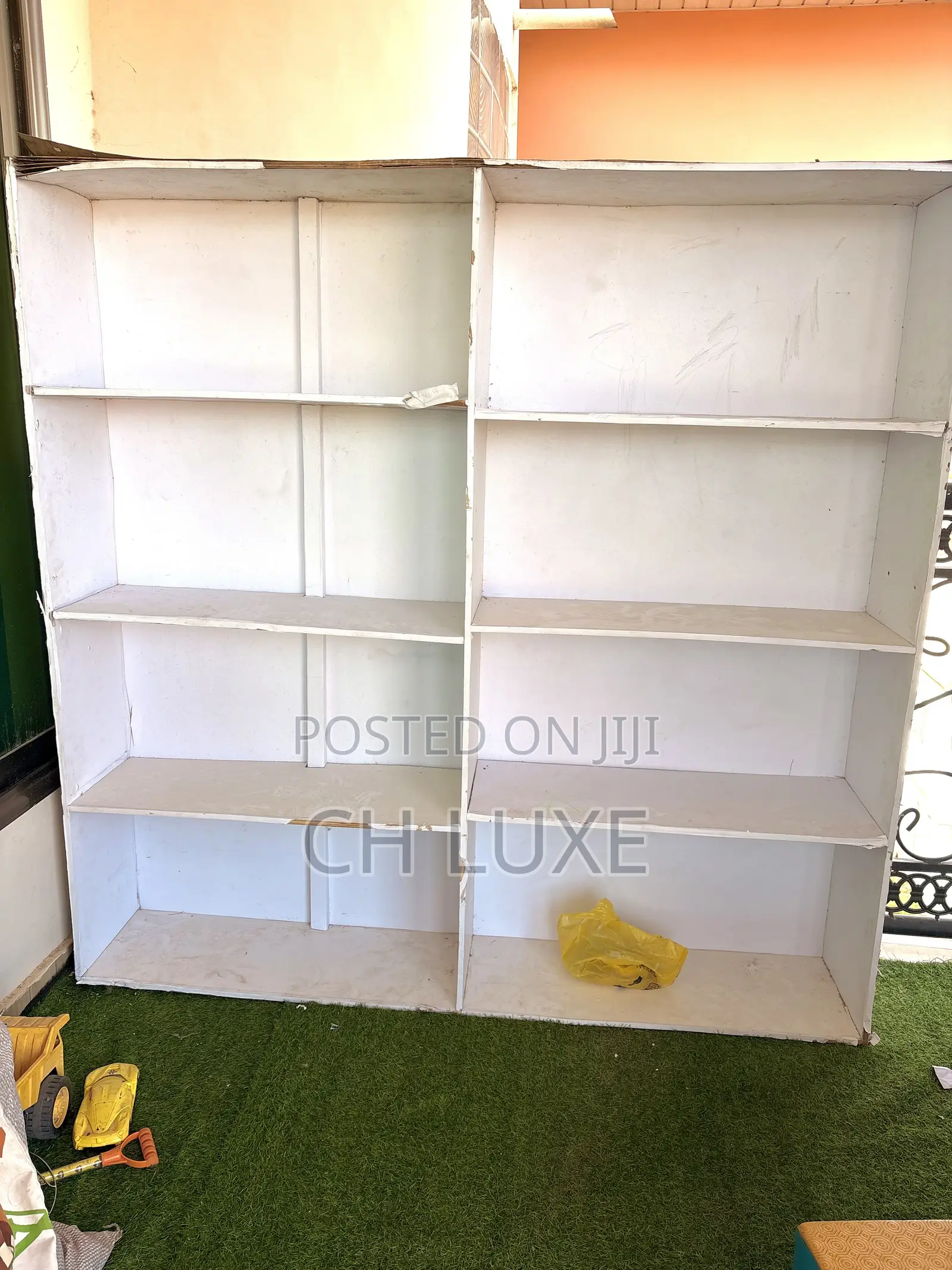 Neat Shelf