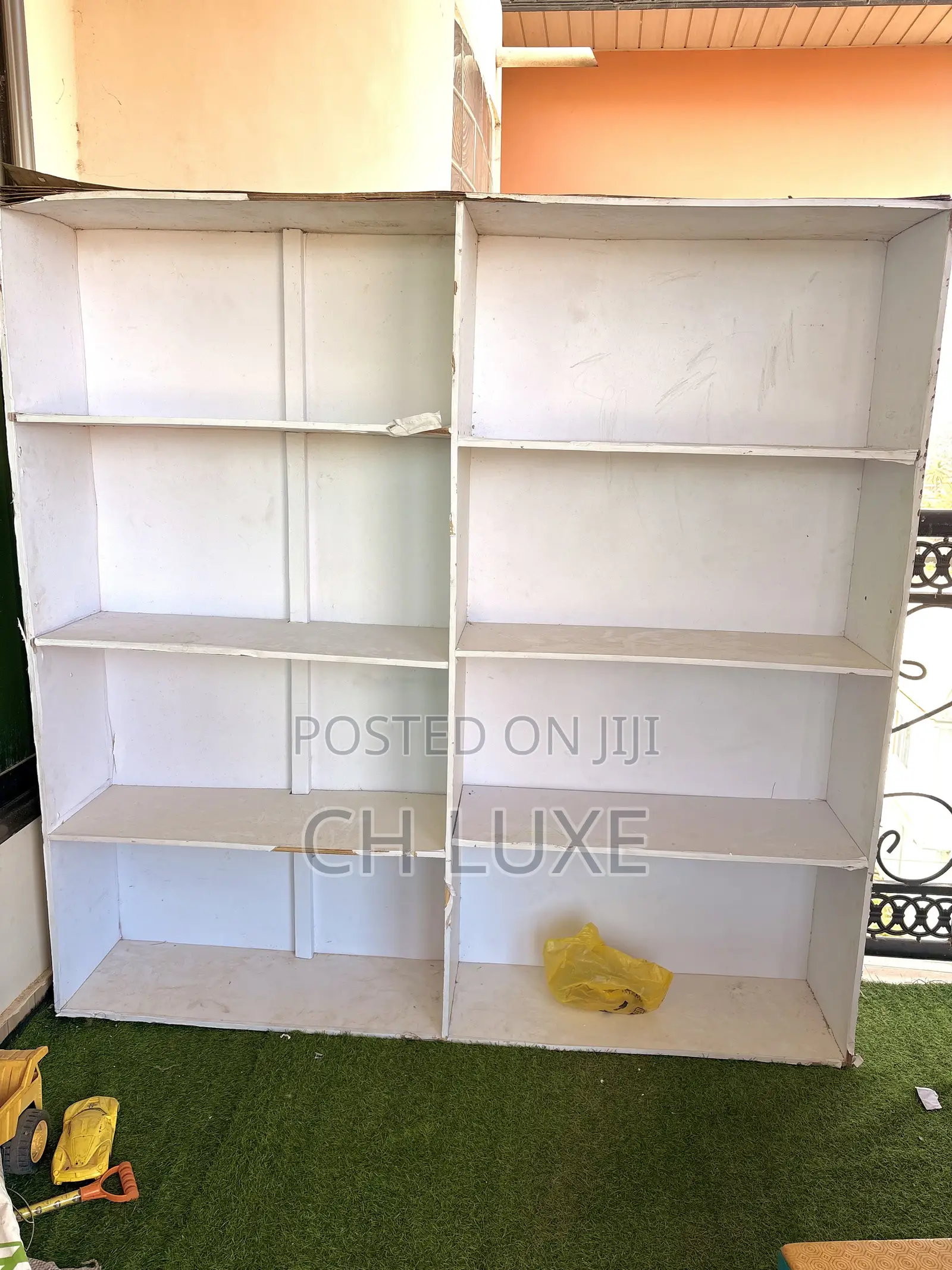 Neat Shelf