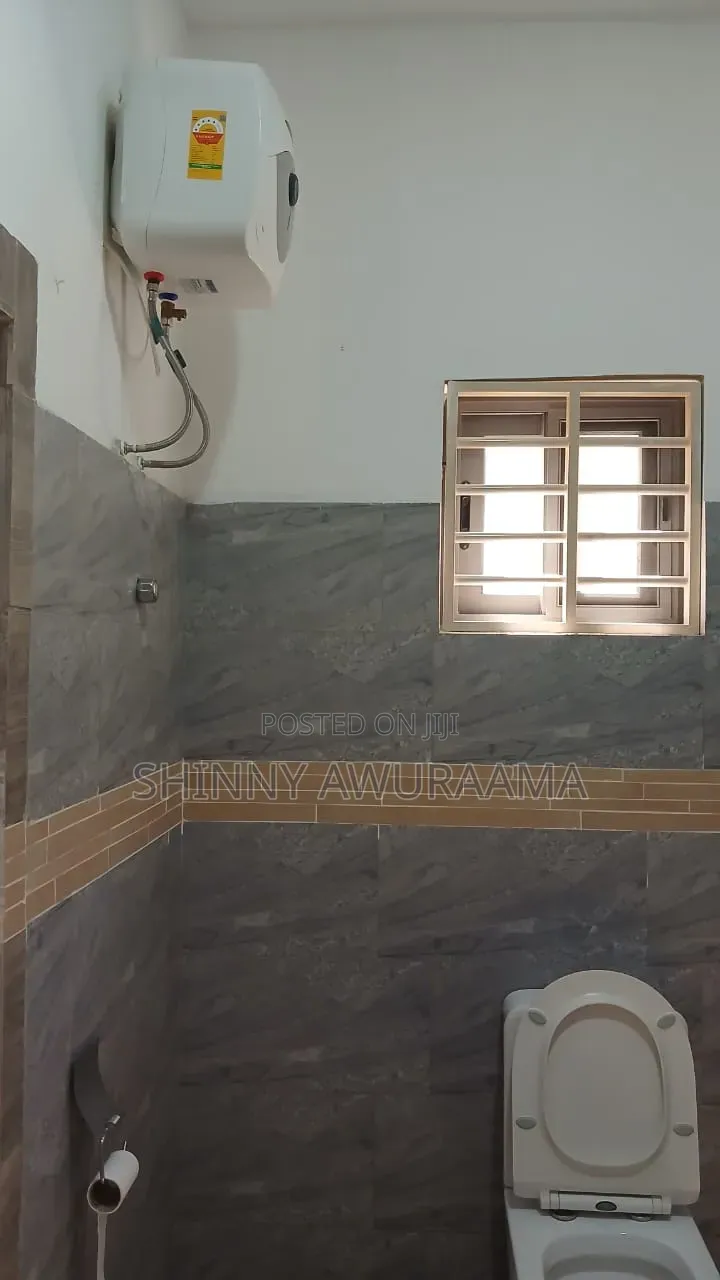 4bdrm House in East Legon American for rent