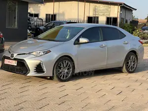 Toyota Corolla 2016 Silver