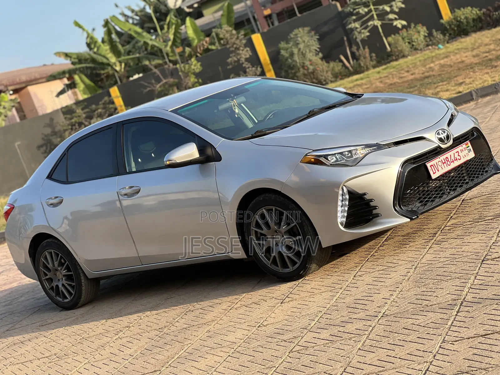 Toyota Corolla 2016 Silver